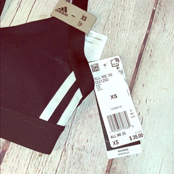 💕 NWT $200 Skull Leggings and 2 sports bras💕 - Picture 8 of 8